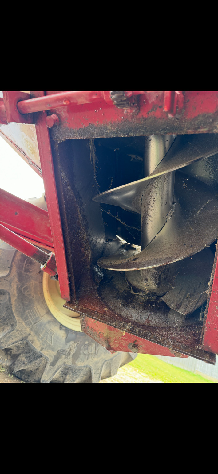  1995 Unverferth 7000 at Heritage Tractor in Lacon, IL