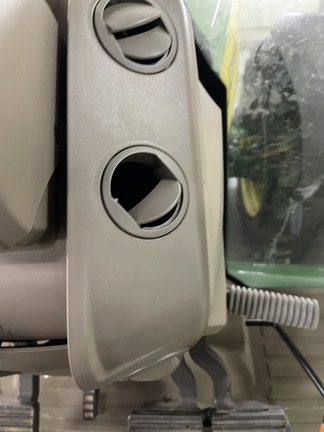 Photo of 2021 John Deere 8R 280