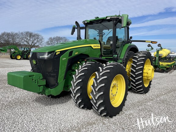 Photo of 2021 John Deere 8R 280