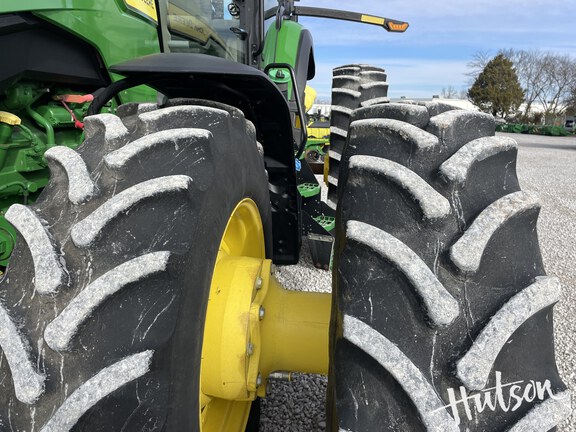 Photo of 2021 John Deere 8R 280