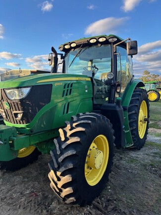 2019 John Deere 6145R