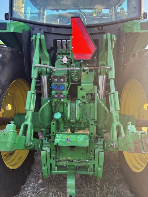 2019 John Deere 6145R Image 5