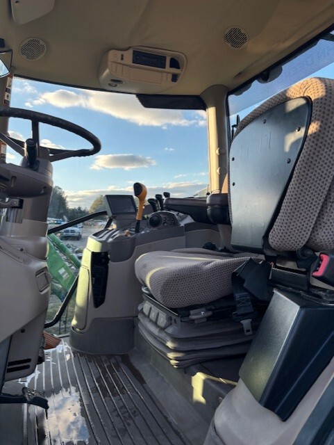 2019 John Deere 6145R Image 6