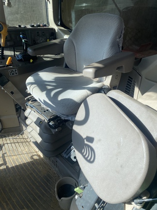 2019 John Deere 6120M Photo 4