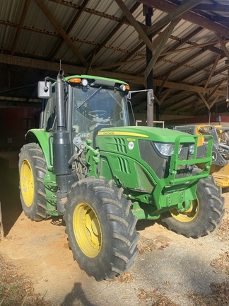 2019 John Deere 6120M Photo 8