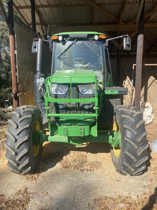 2019 John Deere 6120M Photo 9