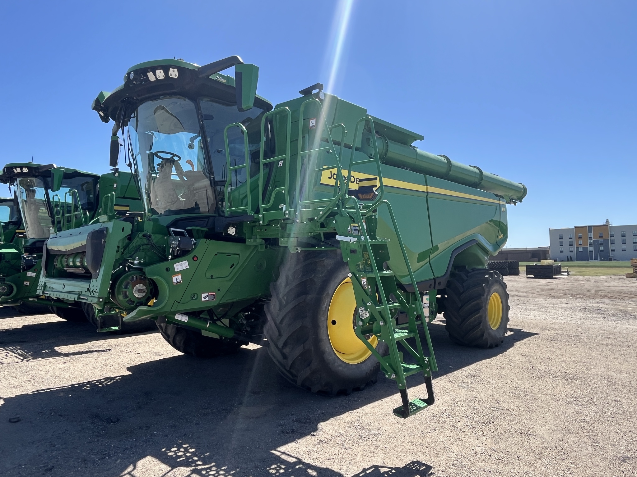 2024 John Deere X9 1100 Image 3