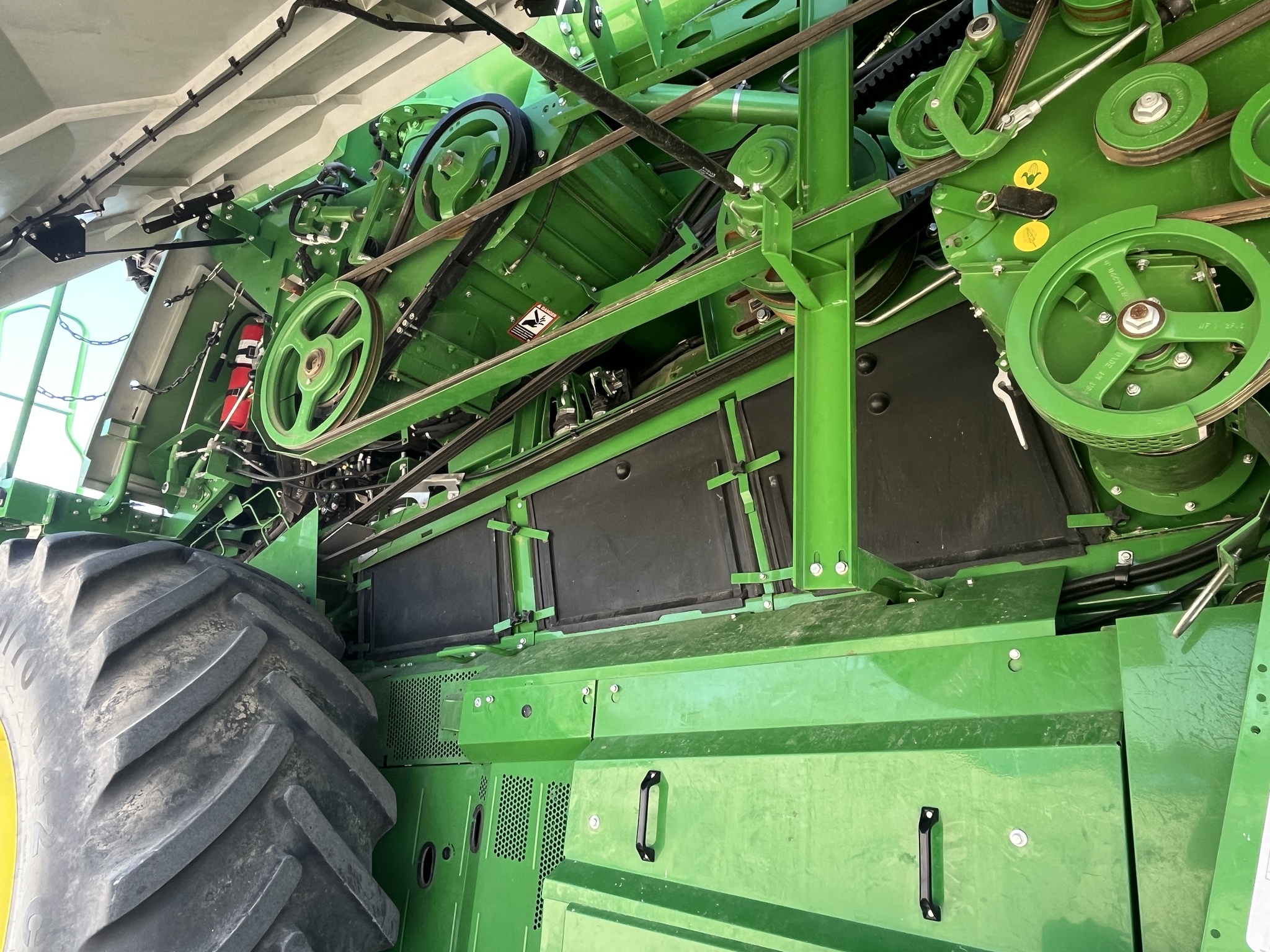 2024 John Deere X9 1100 Image 8