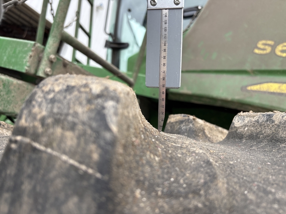 Used 2015 John Deere S680 Combines at Koenig Equipment in Anna, OH - Photo10