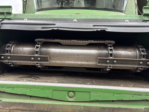 Used 2015 John Deere S680 Combines at Koenig Equipment in Anna, OH - Photo24