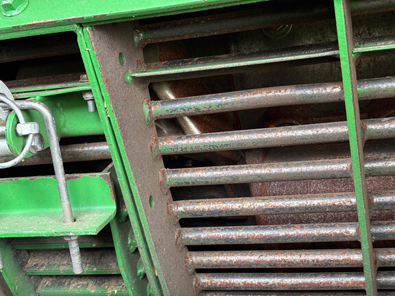 Used 2015 John Deere S680 Combines at Koenig Equipment in Anna, OH - Photo33