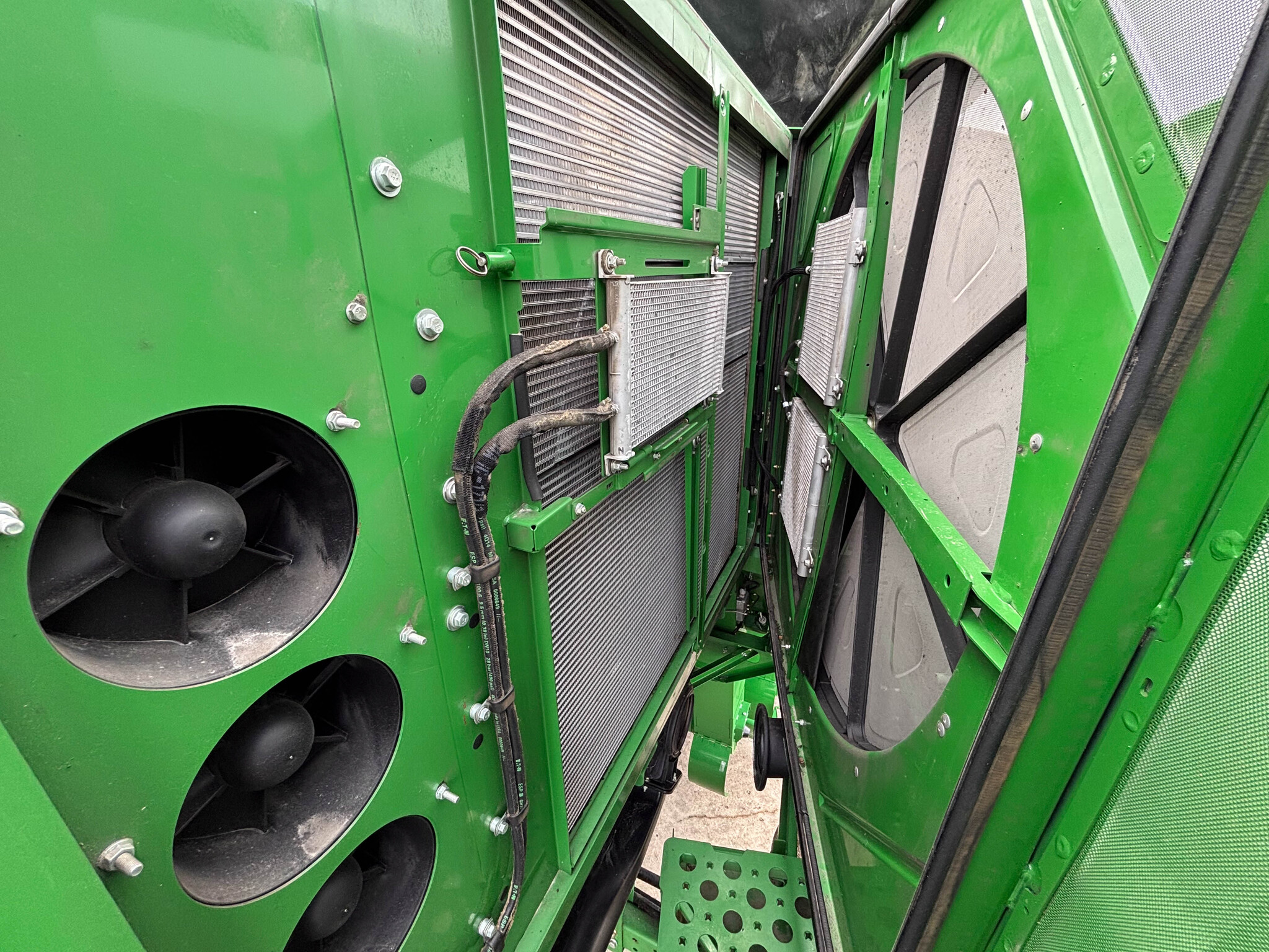 Used 2015 John Deere S680 Combines at Koenig Equipment in Anna, OH - PhotoXL40