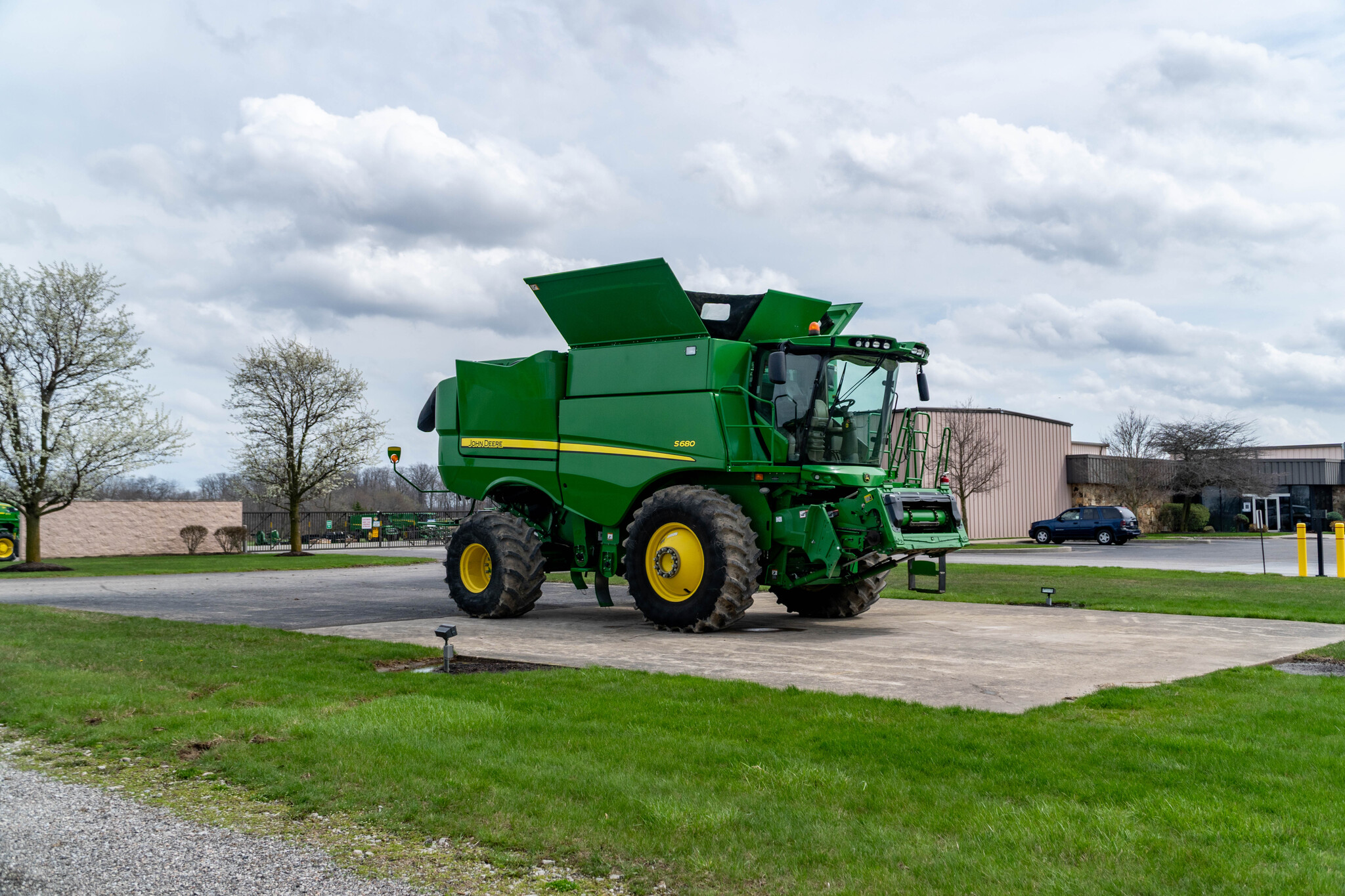 Used 2015 John Deere S680 Combines at Koenig Equipment in Anna, OH - PhotoXL6