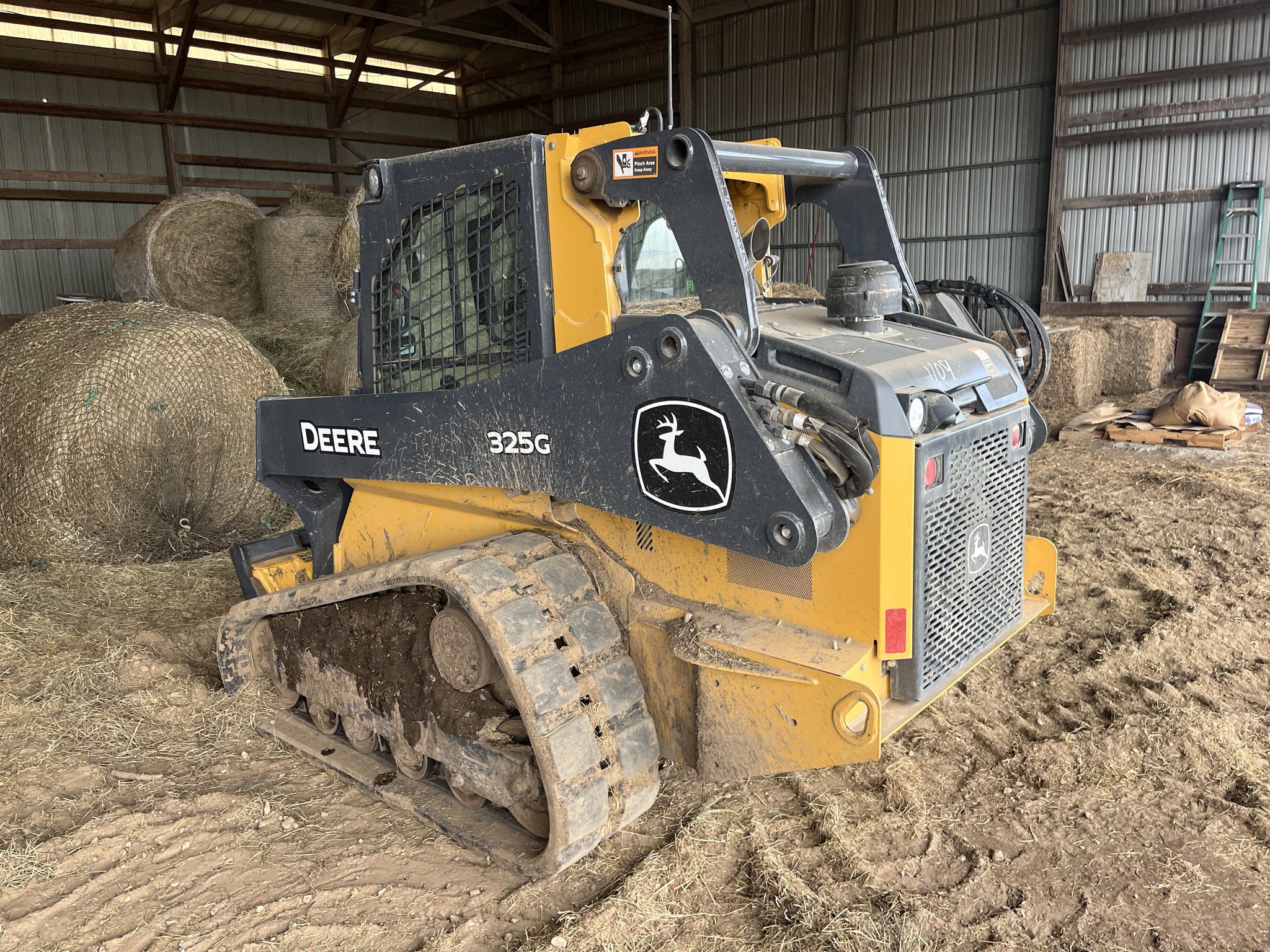 2024 John Deere 325G Image 7