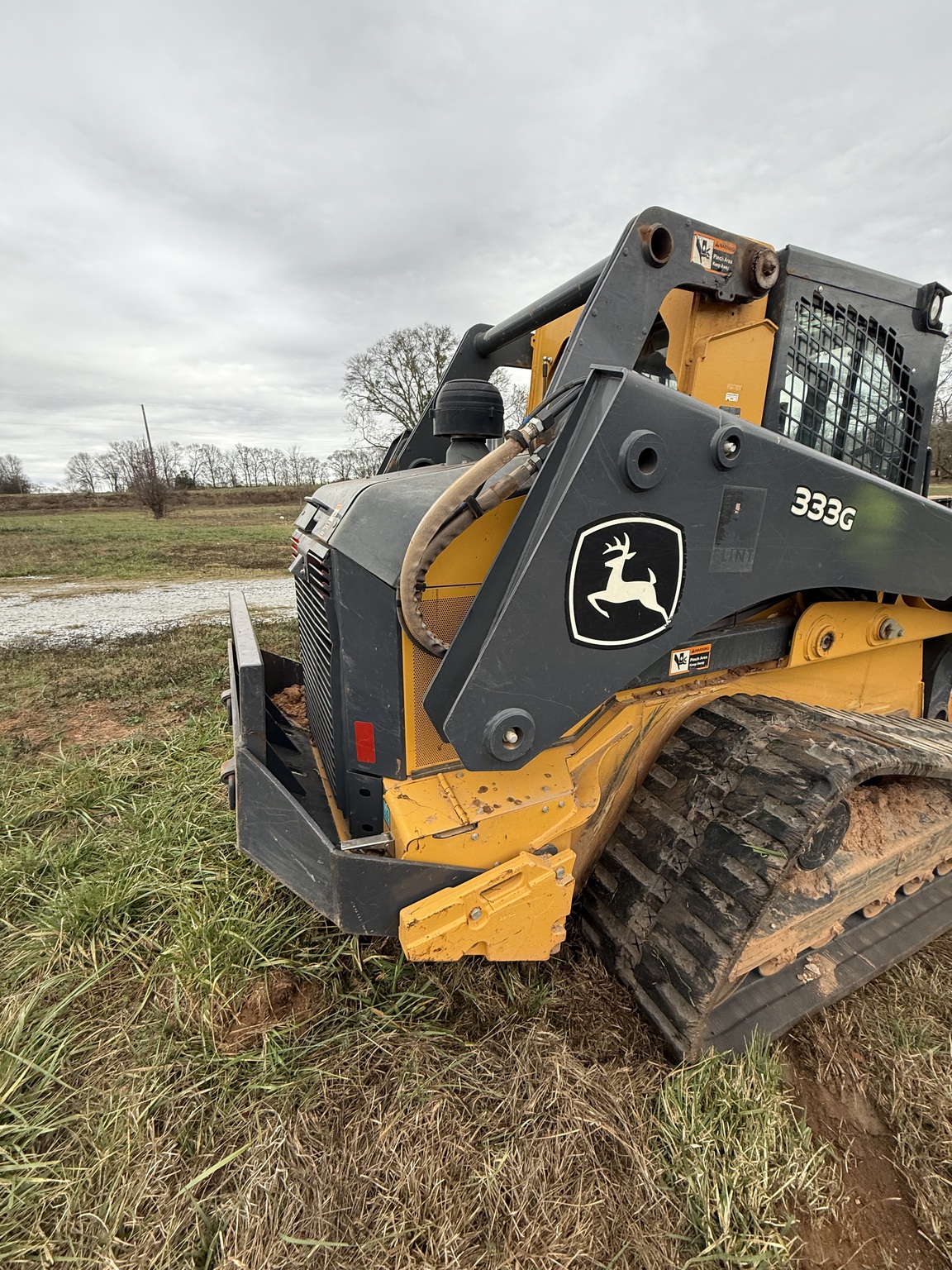 2021 John Deere 333G Image 3