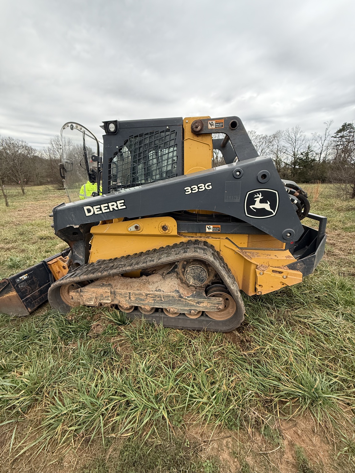 2021 John Deere 333G Image 2
