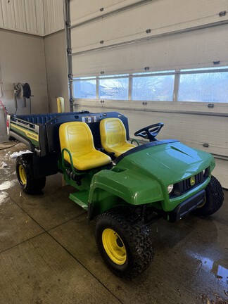 2024 John-Deere TX 4X2