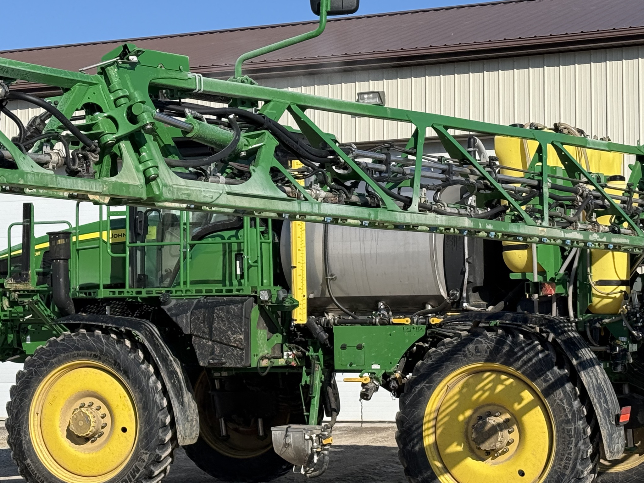 2025 John Deere 410R Image 3