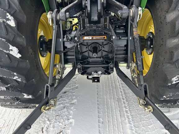 Used 2012 John Deere 3038E Compact Utility Tractors at Horizon Ag & Turf in Wetaskiwin, AB - Photo12