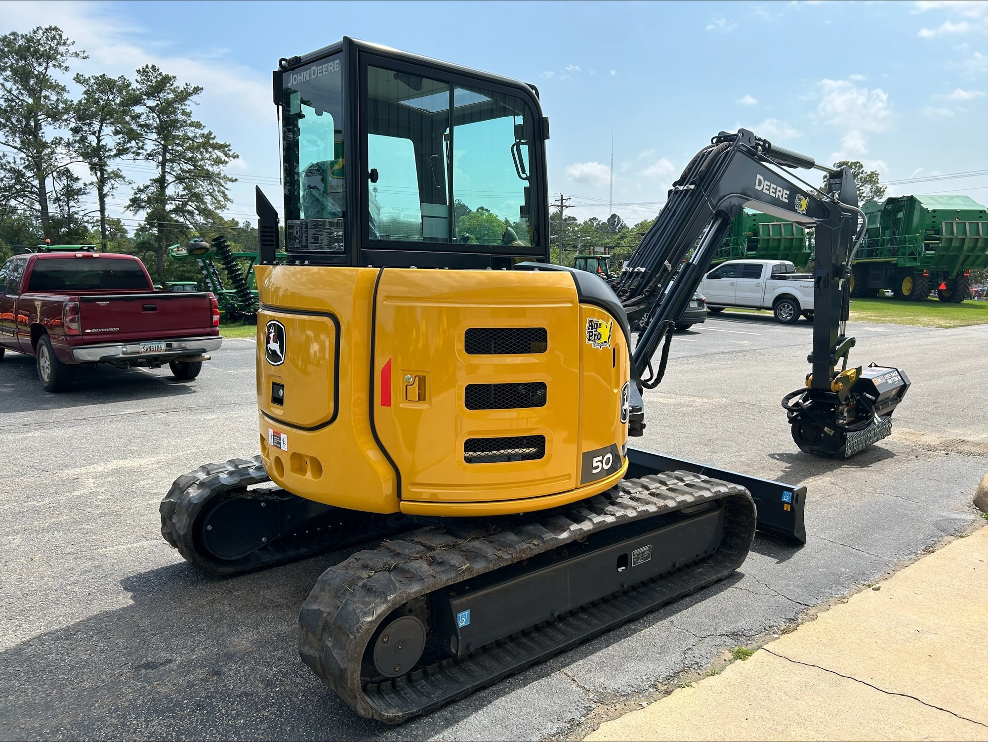 2026 John Deere 50 P Image 3