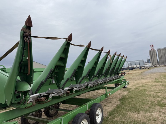 Photo of 2015 John Deere 608C