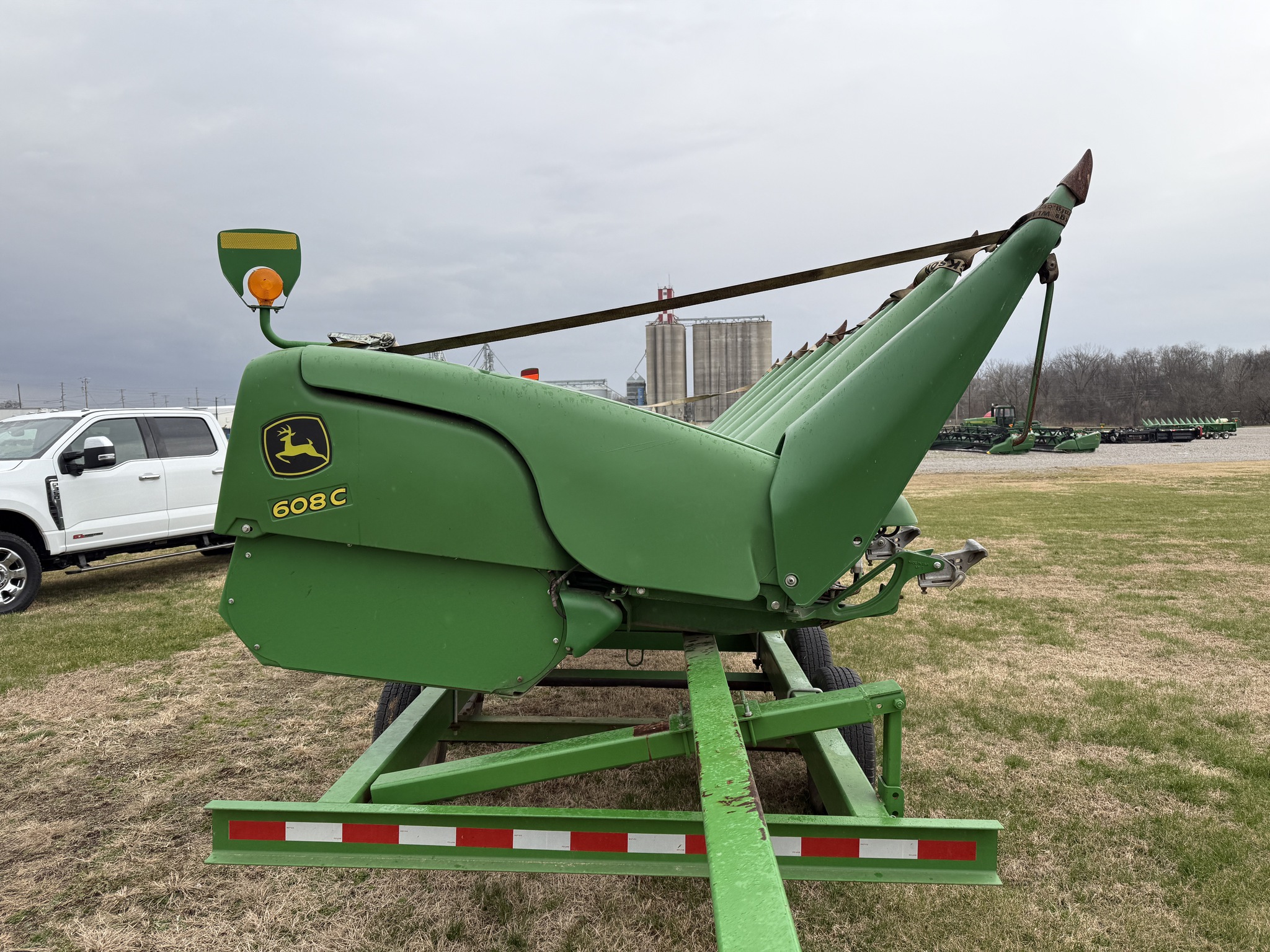 2015 John Deere 608C