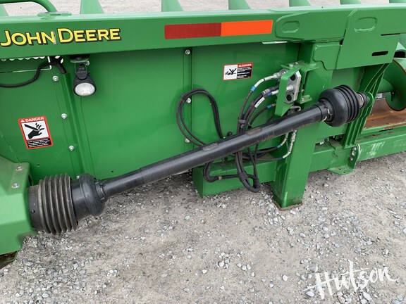 Photo of 2015 John Deere 608C
