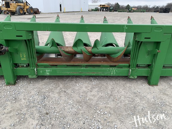 Photo of 2015 John Deere 608C