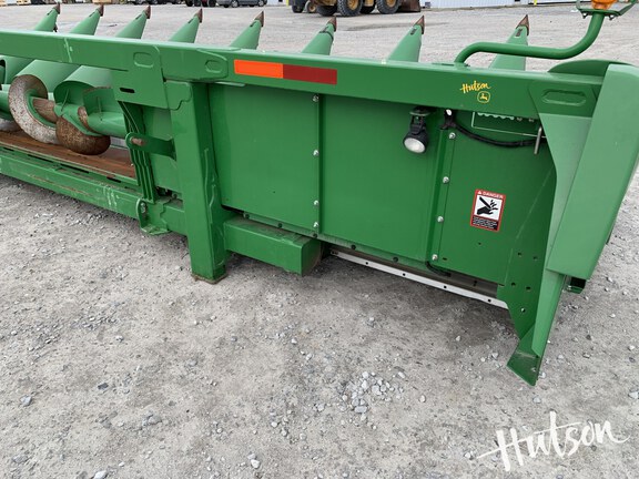 Photo of 2015 John Deere 608C