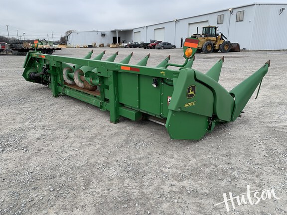 Photo of 2015 John Deere 608C