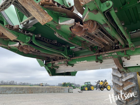 Photo of 2015 John Deere 608C