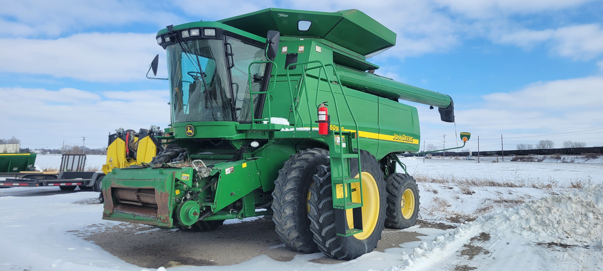 2005 John Deere 9760 STS Image 2