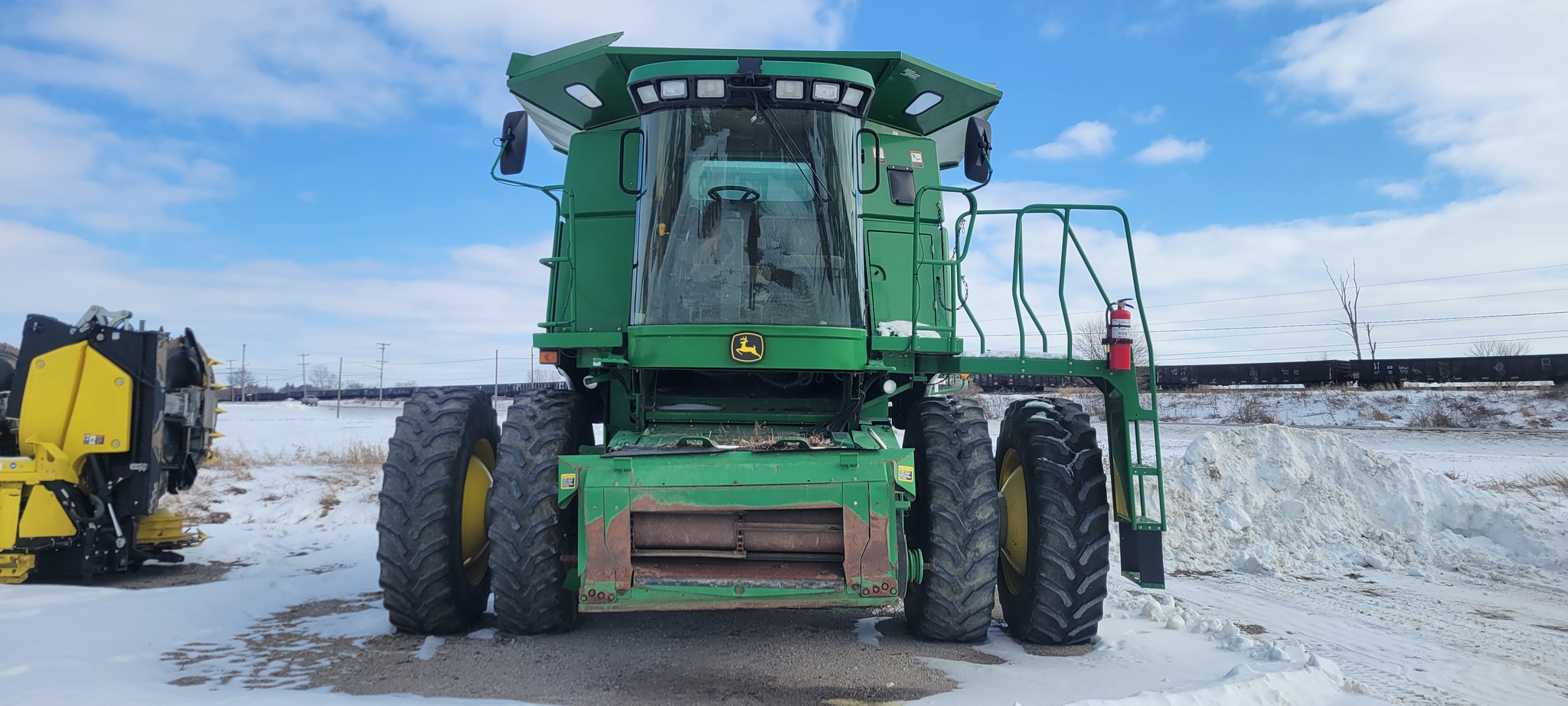 2005 John Deere 9760 STS Image 3