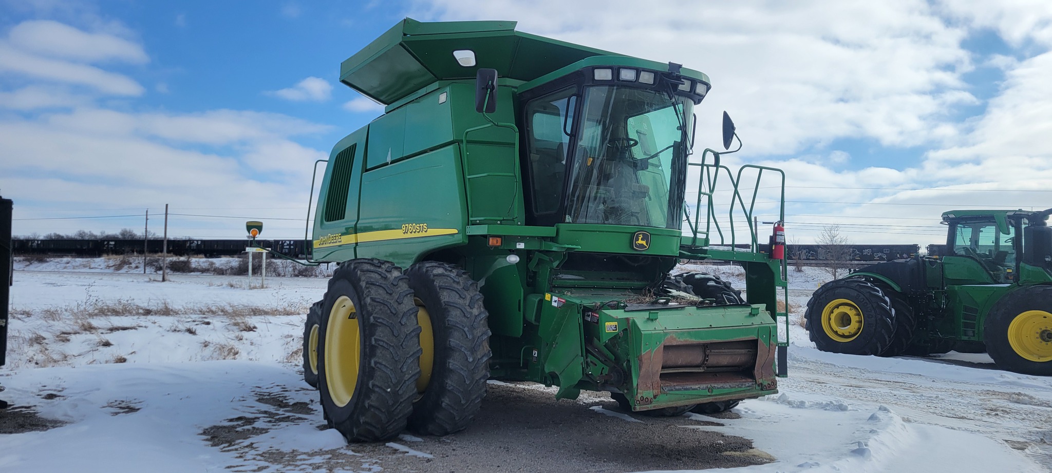 2005 John Deere 9760 STS Image 4