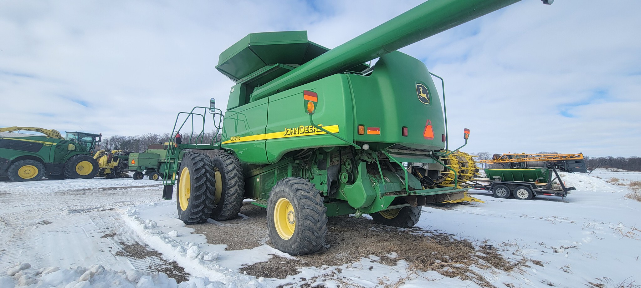 2005 John Deere 9760 STS Image 7