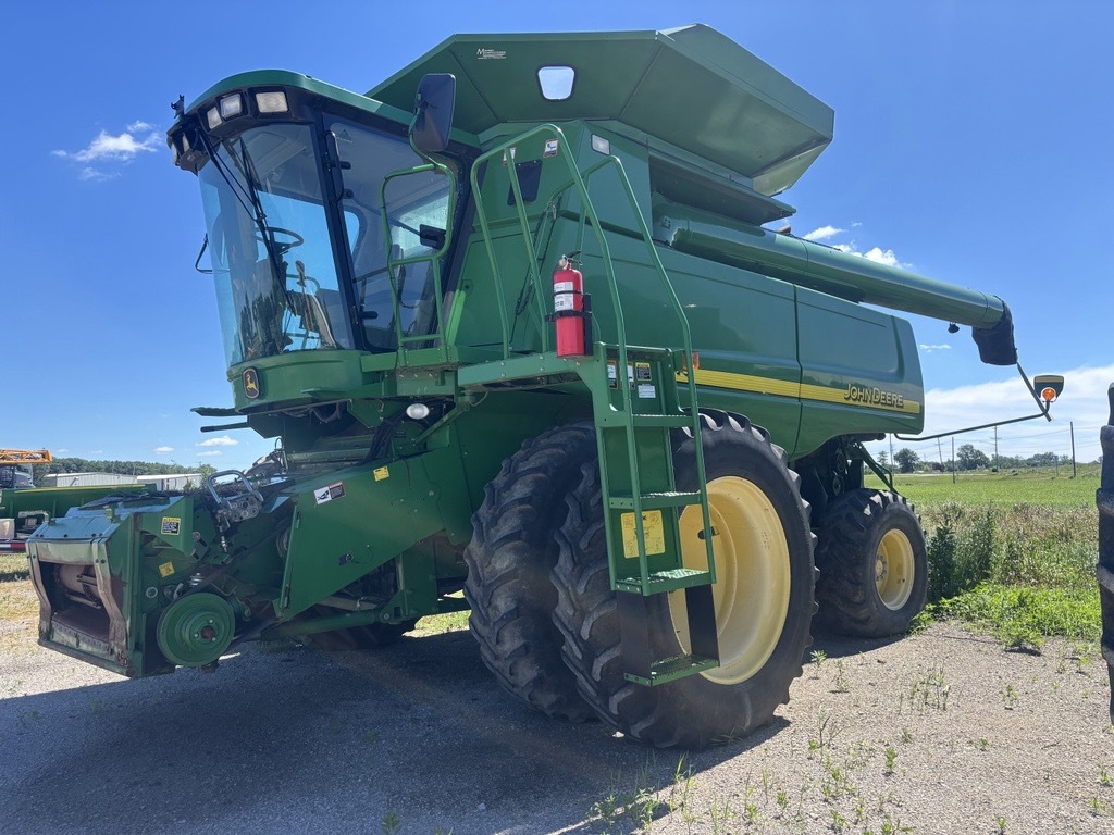 2005 John Deere 9760 STS Image 1