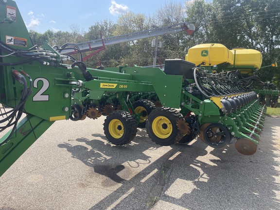 2024 John Deere DB66 - Photo15
