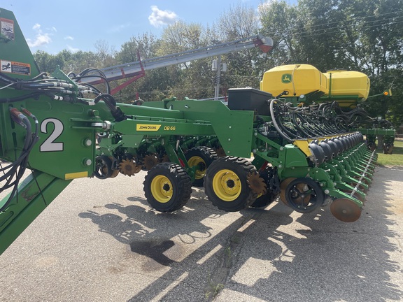 2024 John Deere DB66 - Photo16