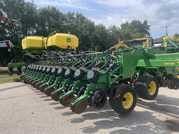 2024 John Deere DB66 - Photo28