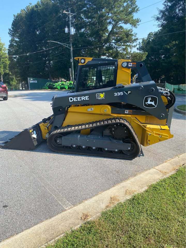 2025 John Deere 335 P Image 5