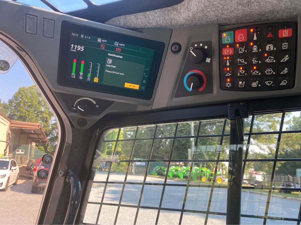 2025 John Deere 335 P Image 10