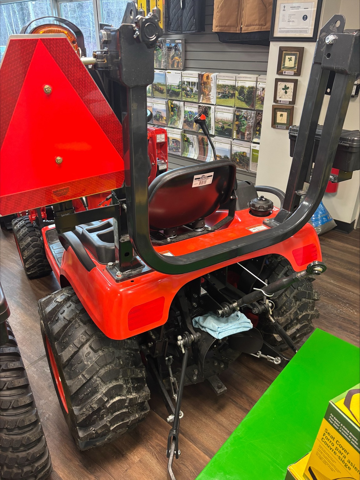 2025 Kioti CS2220 Image 4