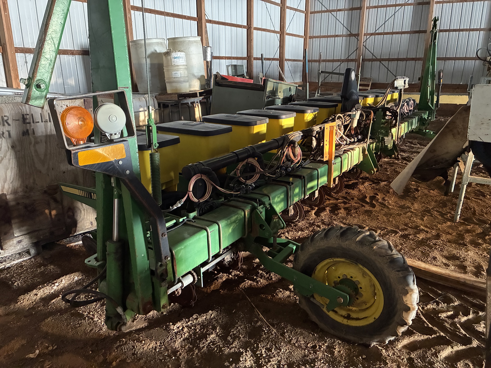 1994 John Deere 7300 Image 3