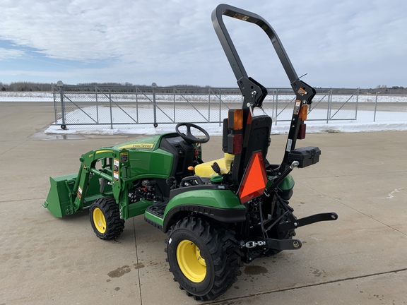 Photo of 2025 John Deere 1025R