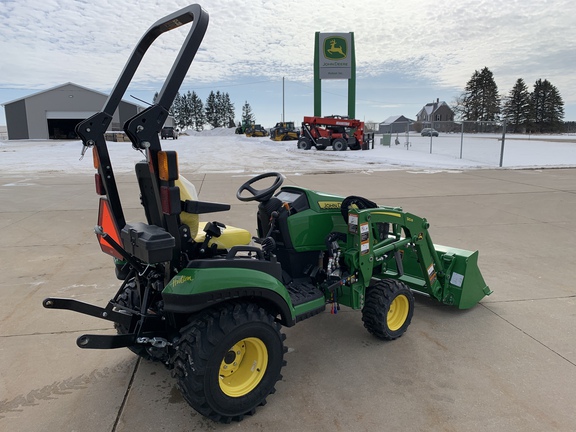 Photo of 2025 John Deere 1025R