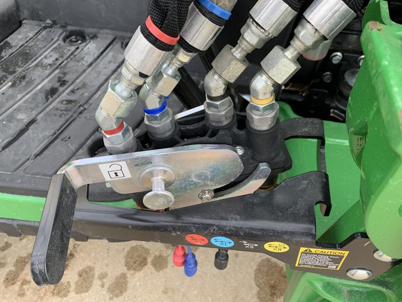 Photo of 2025 John Deere 1025R