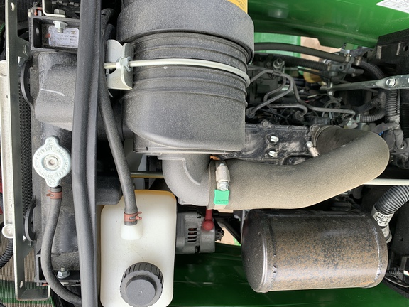 Photo of 2025 John Deere 1025R