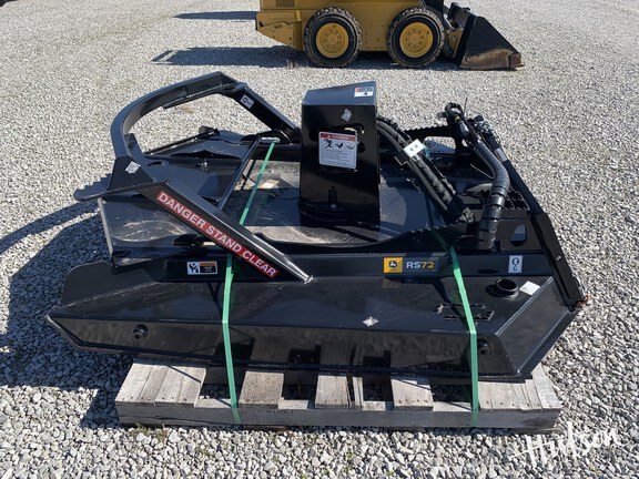 Photo of 2025 John Deere RS72