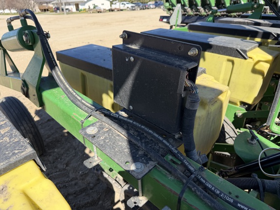 2005 John Deere 1720 - Photo28
