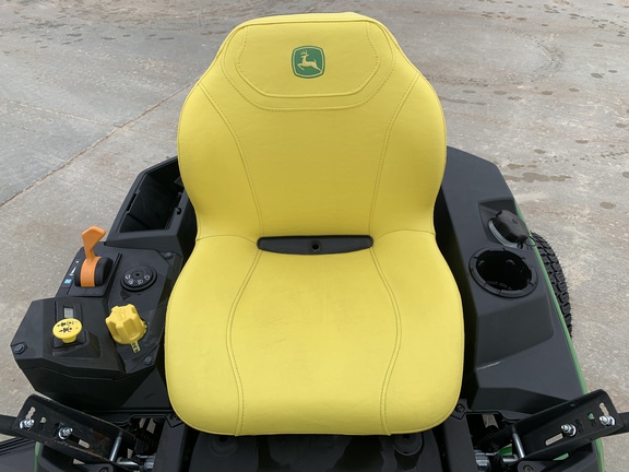 Photo of 2025 John Deere Z325E